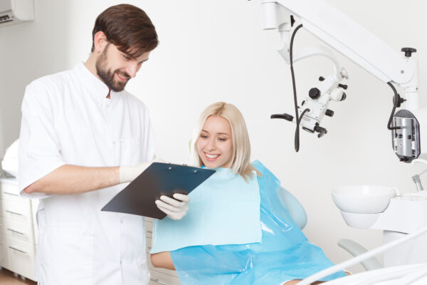 Today, many dental clinics offer non-invasive cosmetic treatments to help their patients feel better about themselves by improving their appearance.